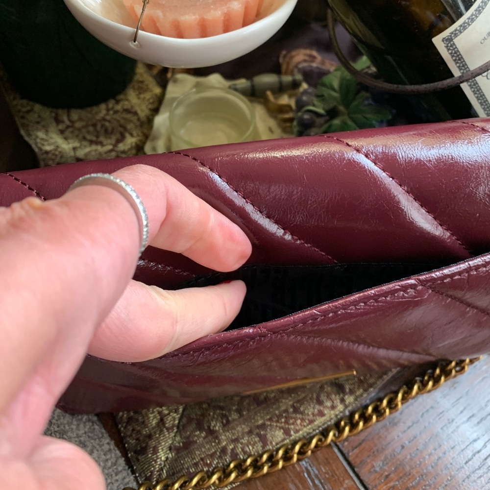 Authentic KURT GEIGER LONDON Quilted leather flap chain Crosby/Clutch - Picture 7 of 12